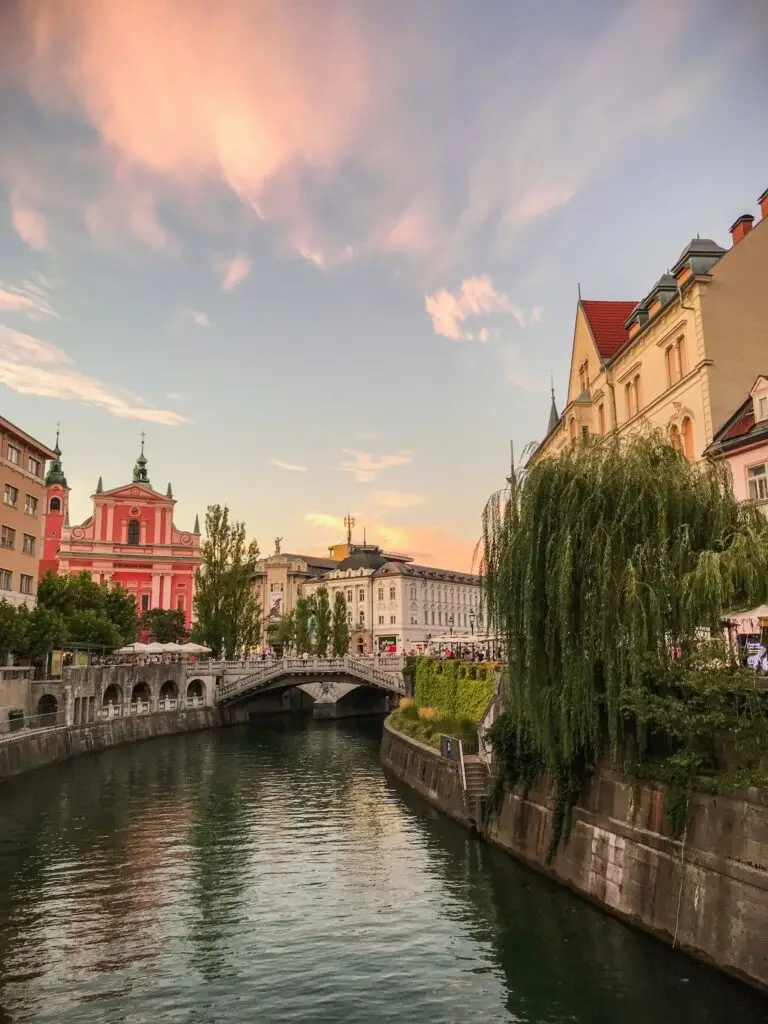 River Ljubljanica and the cute restaurants surrounding it