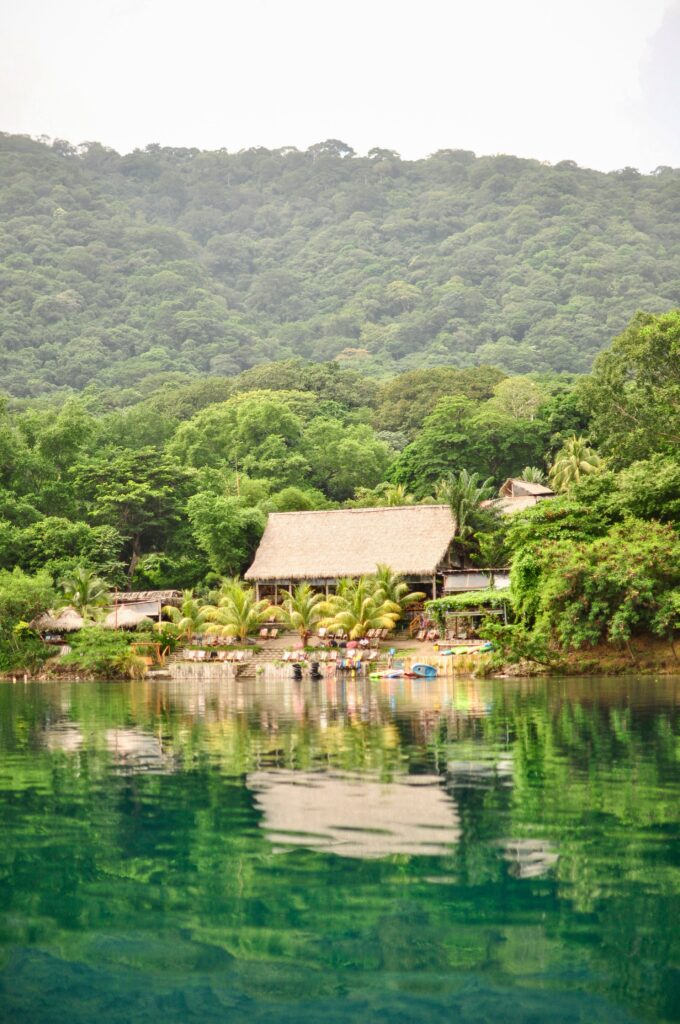 The beautiful Paradiso Hostel in Laguna de Apoyo