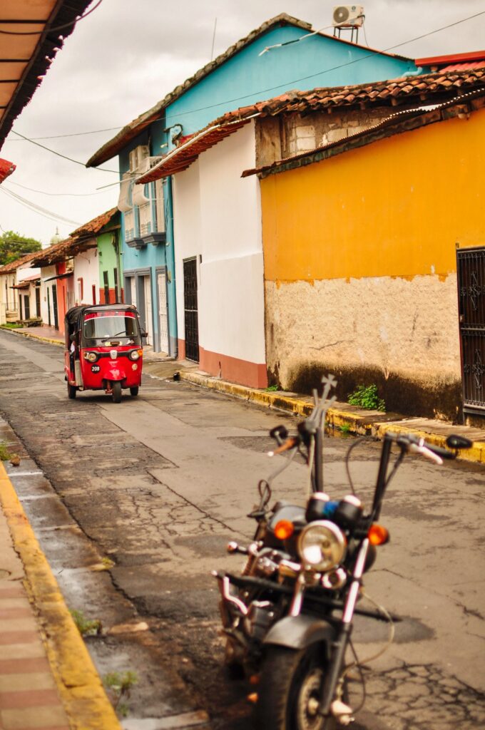 Tuk-tuk in Granada